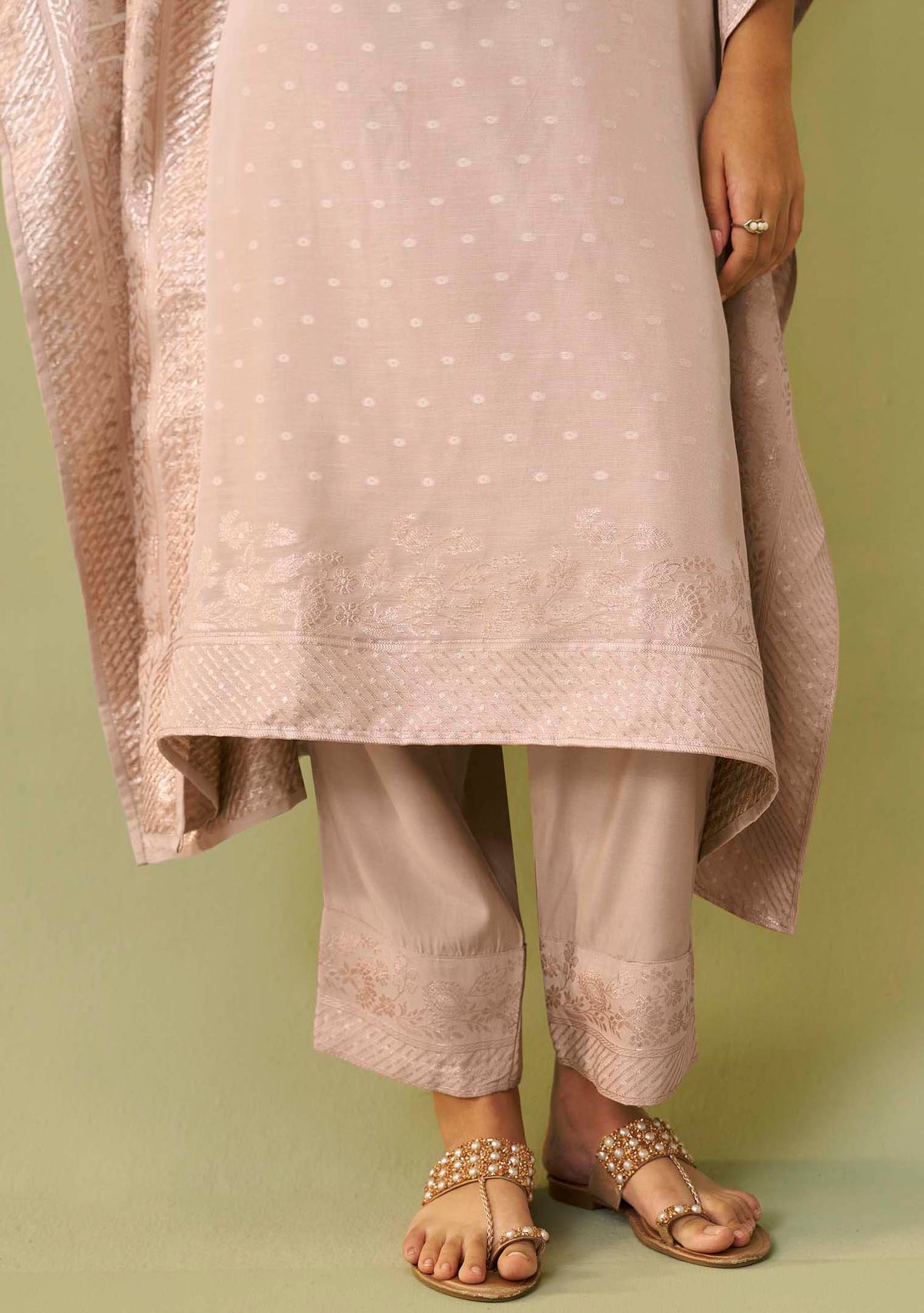 Gulabi Dola Silk Handwork Jacquard Kaftan