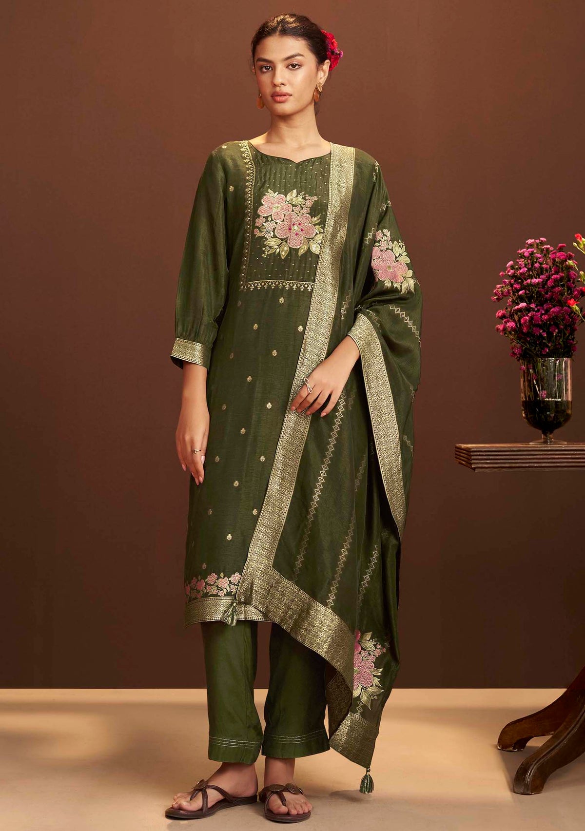 Saanjh Mehndi French-Knot Jacquard Kurta Set