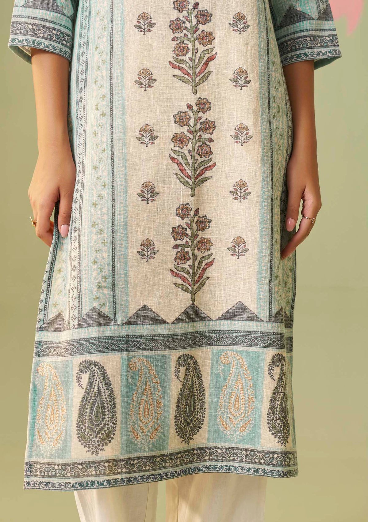 Ivory Aabha Printed Kurta Set with Handwork