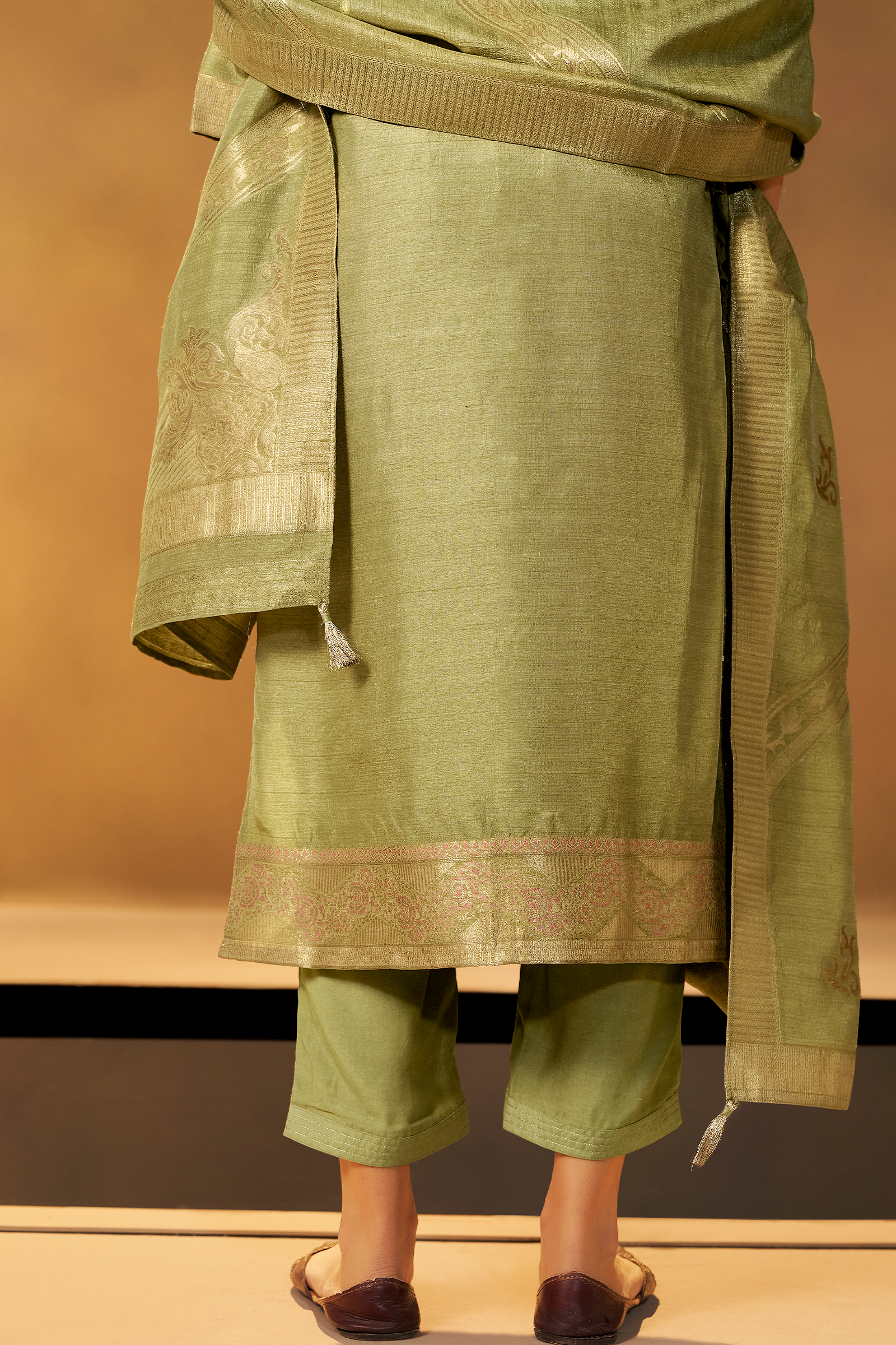 Sage Live Linen Jacquard Kurta Set