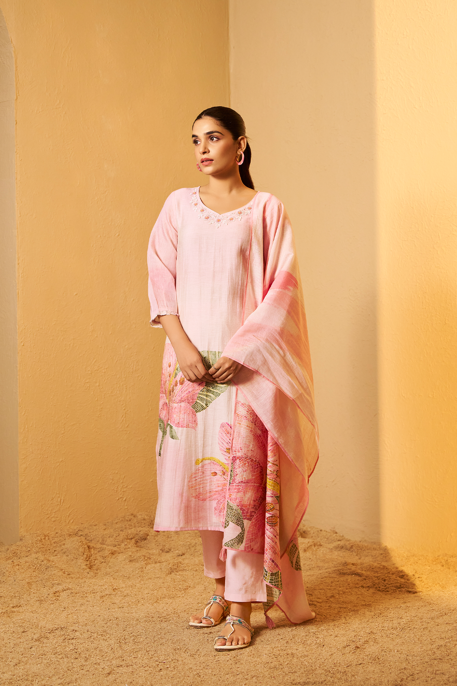 Soft Lotus Pink Shimmer Linen Digital Print Kurta Set