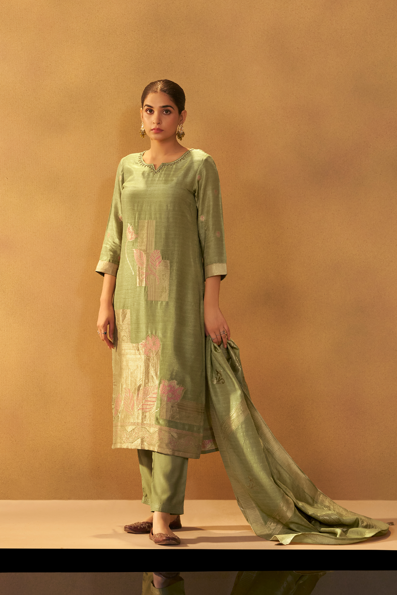 Sage Live Linen Jacquard Kurta Set