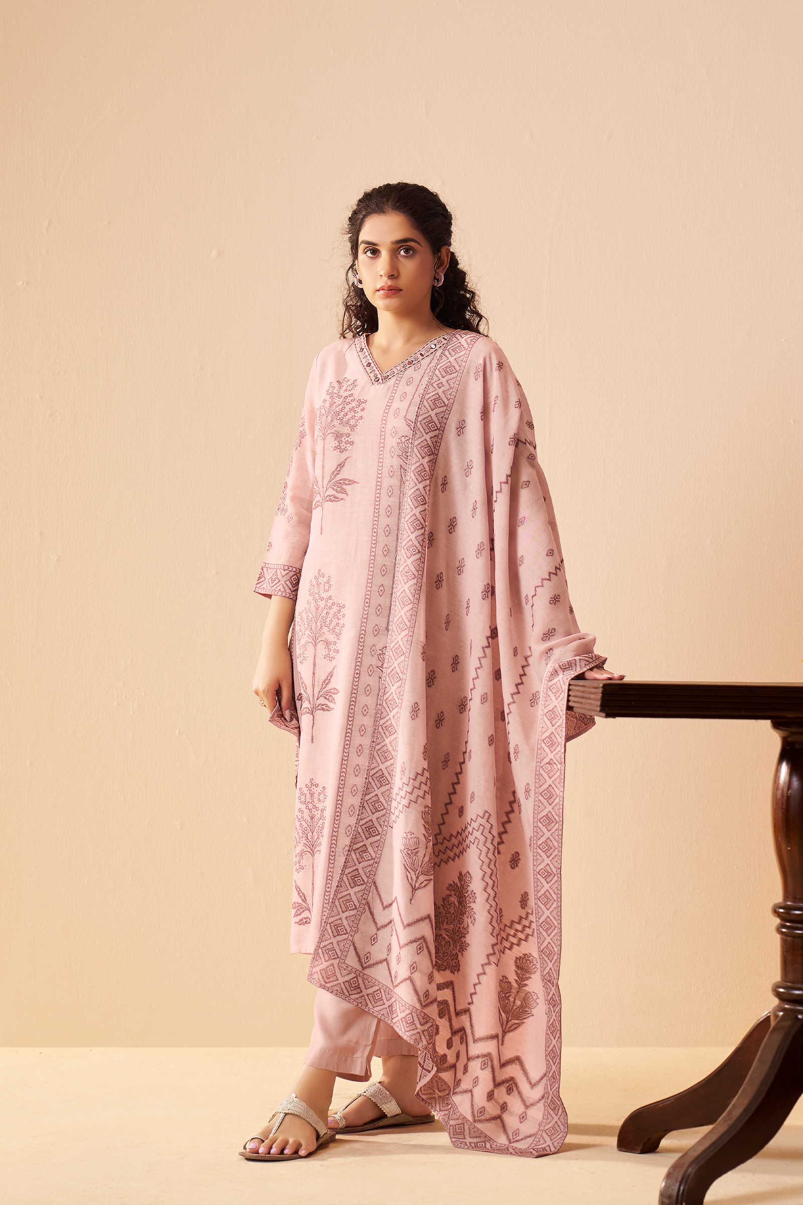 Rose Mist Linen Jacquard Kurta set