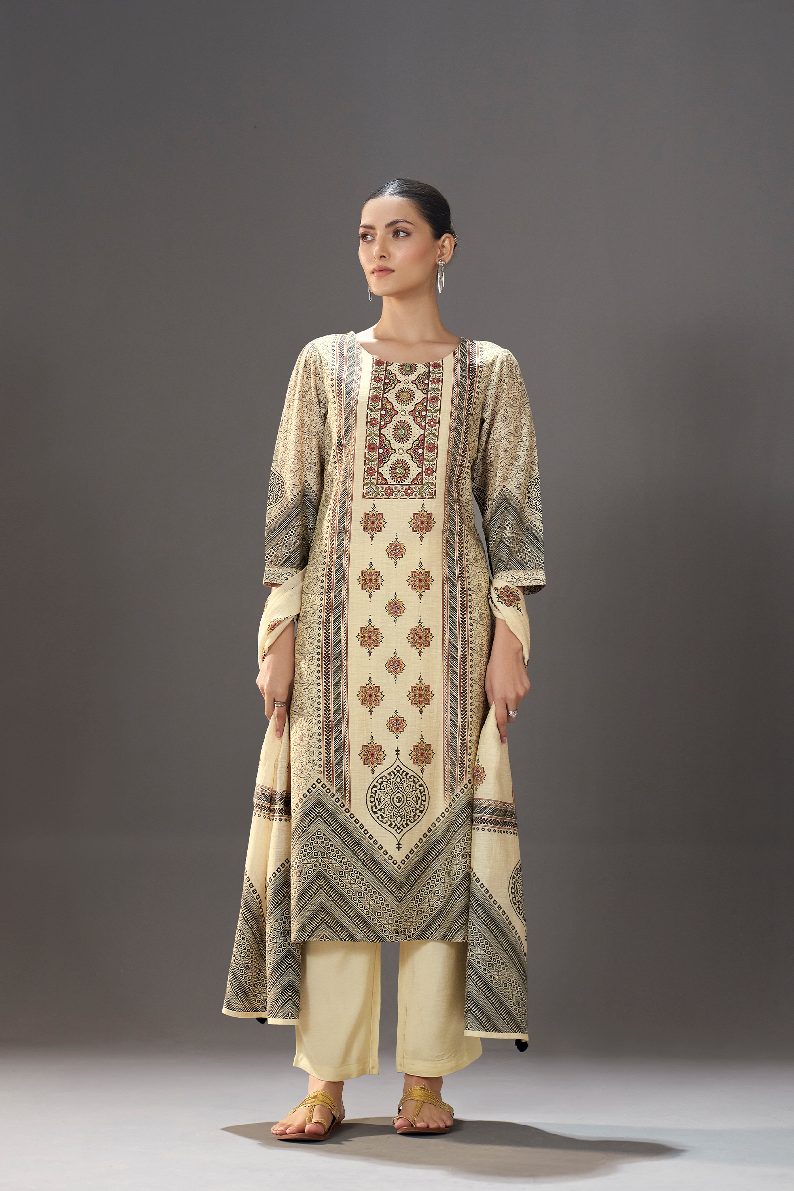 Royal Rosette Shimmer Linen Digial Printed Kurta Set