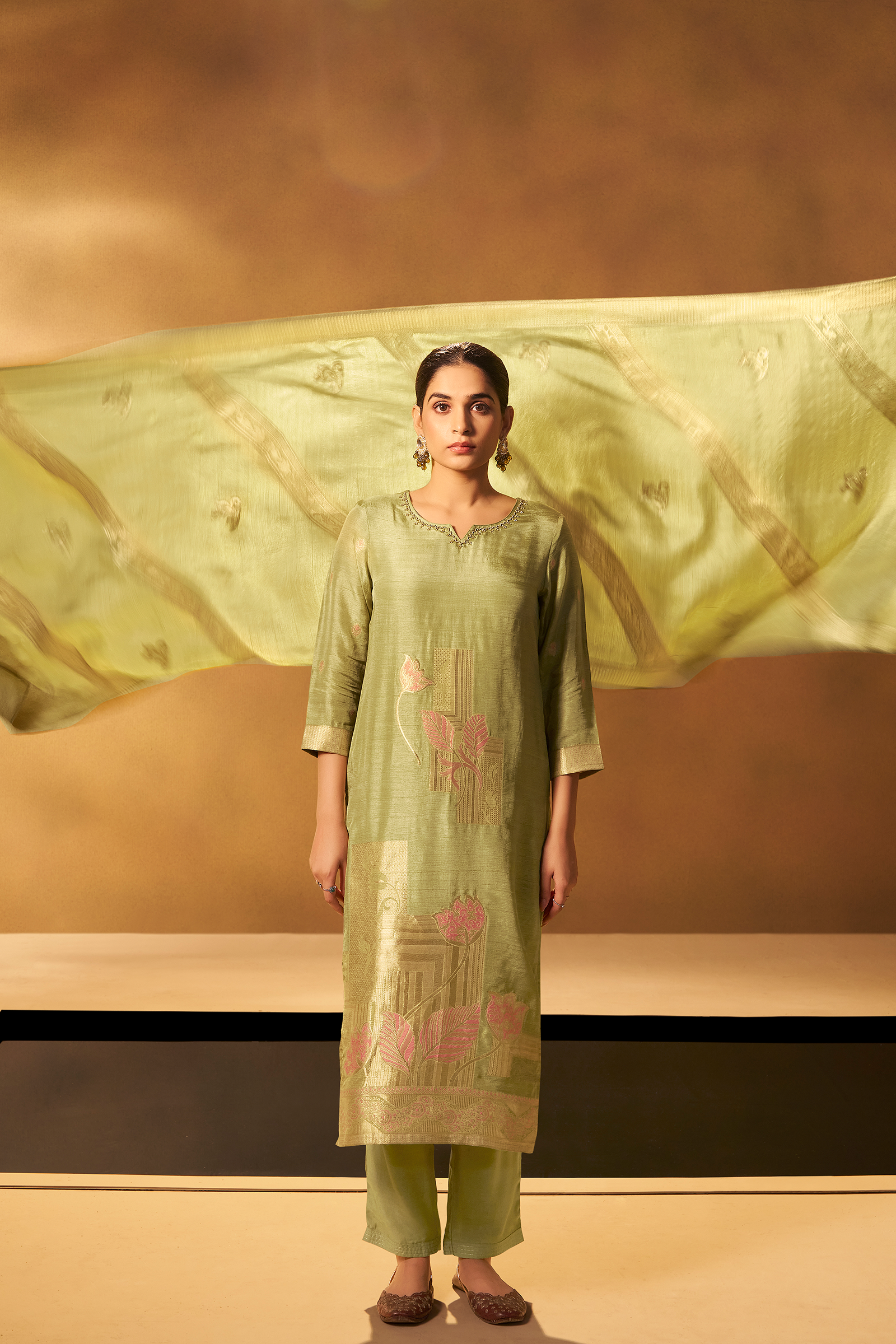 Sage Live Linen Jacquard Kurta Set