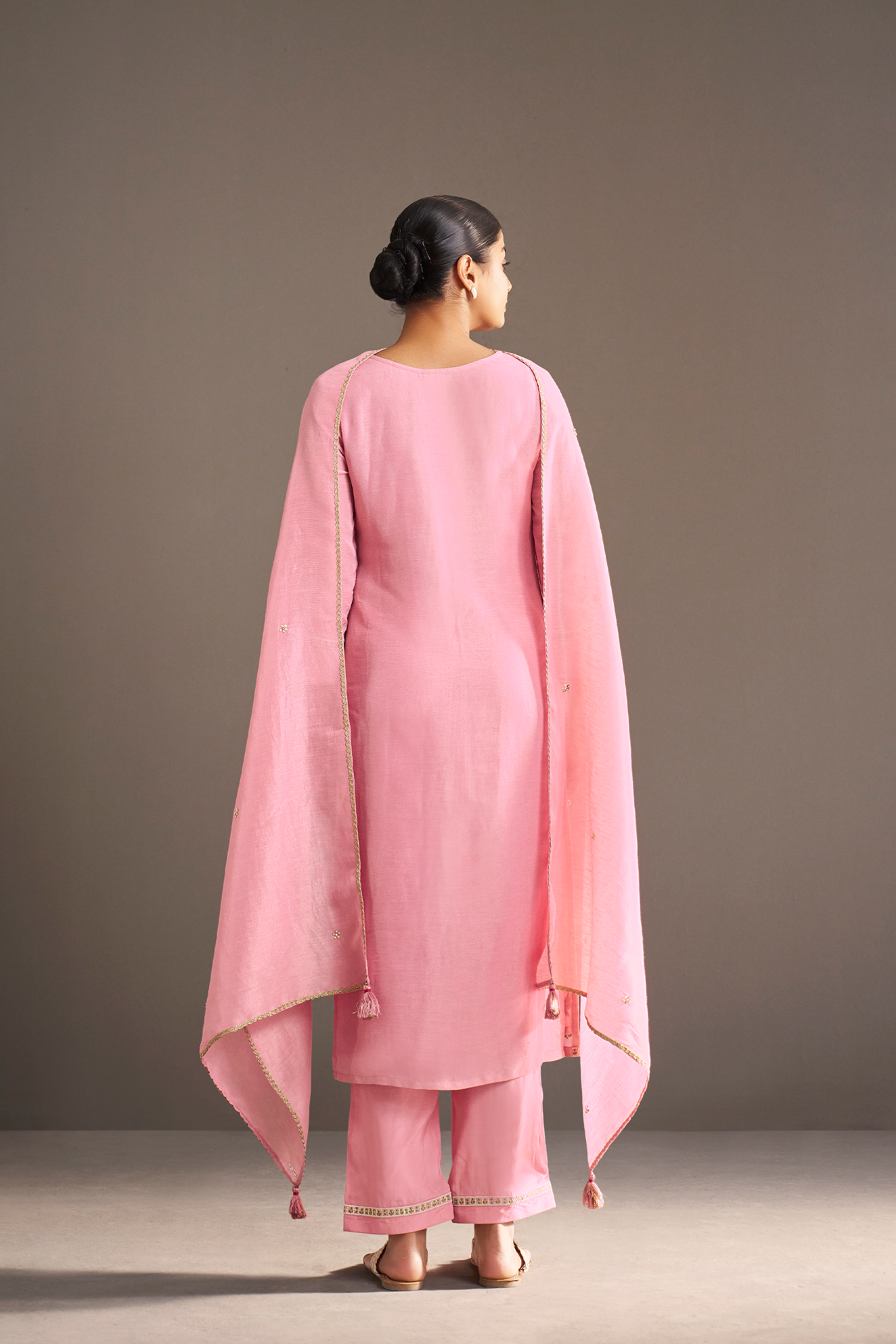 Powder Rosé Shimmer Linen Embroidered Kurta Set