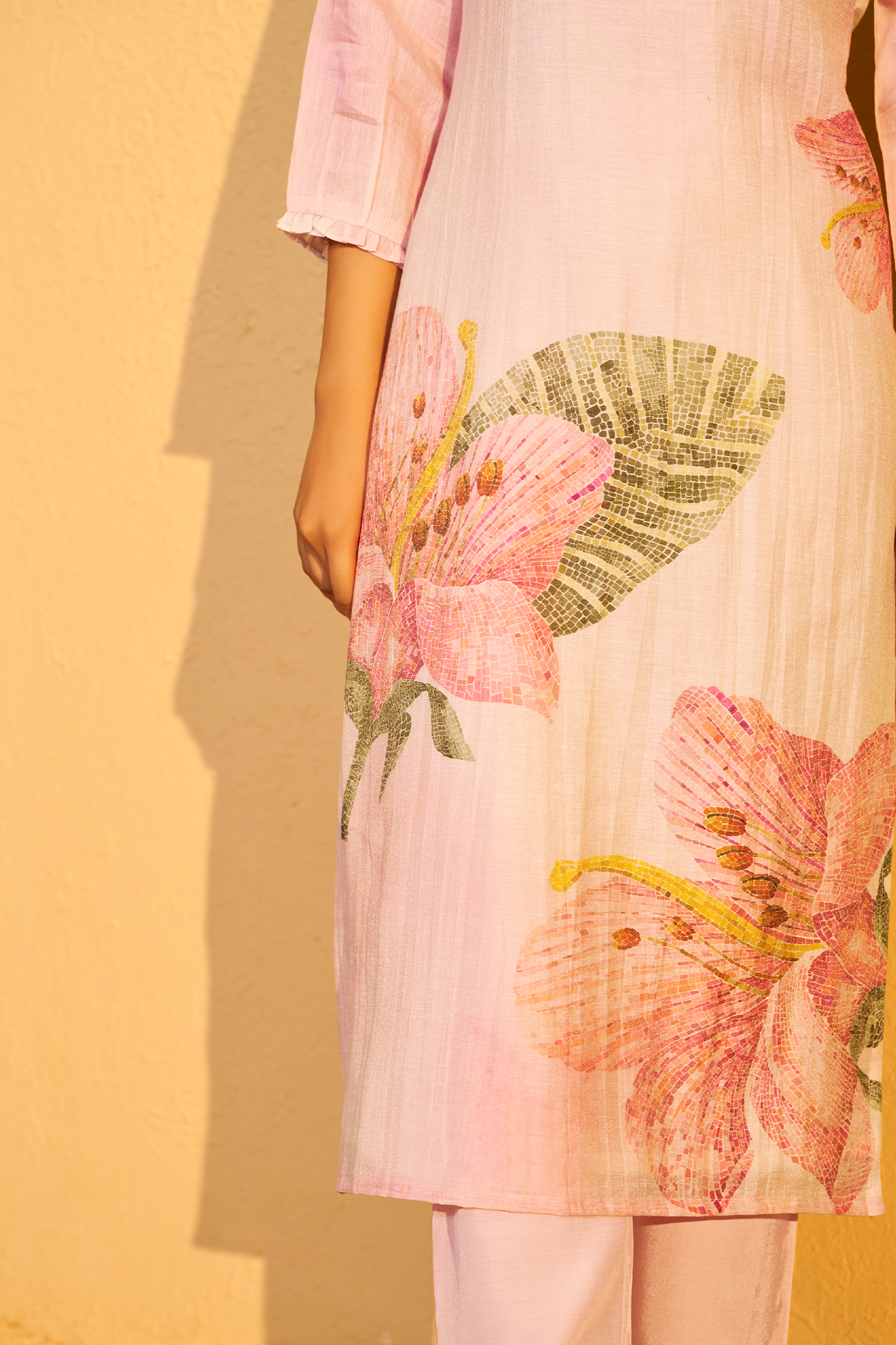 Soft Lotus Pink Shimmer Linen Digital Print Kurta Set
