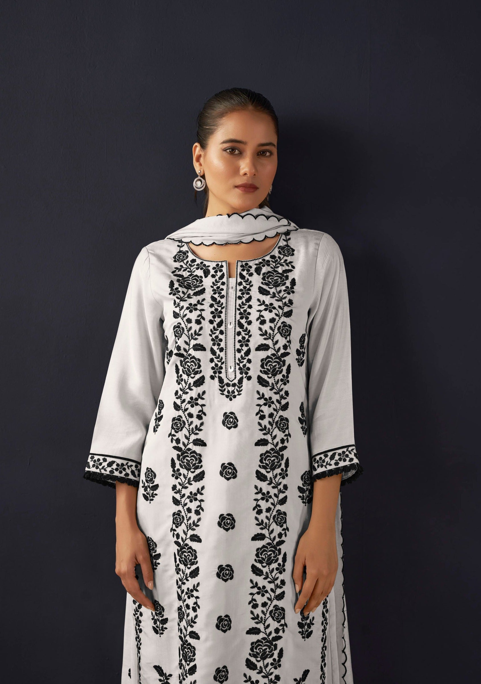 Cream Chikankari Kurta Set-fourbuttons-in