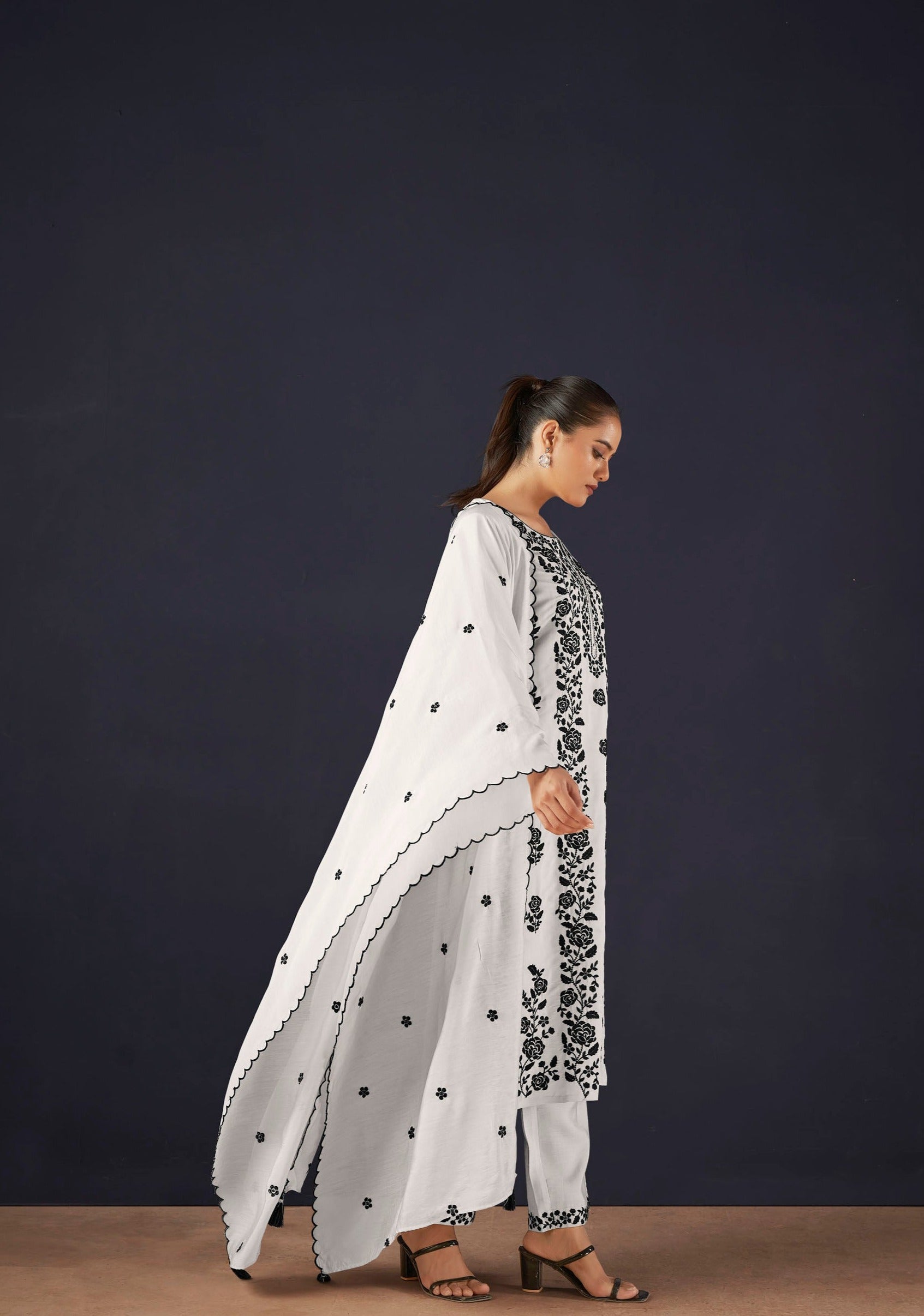 Cream Chikankari Kurta Set-fourbuttons-in