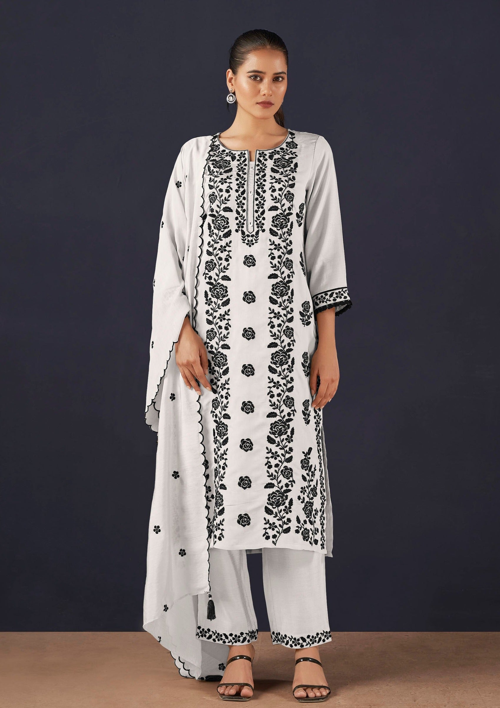 Cream Chikankari Kurta Set-fourbuttons-in