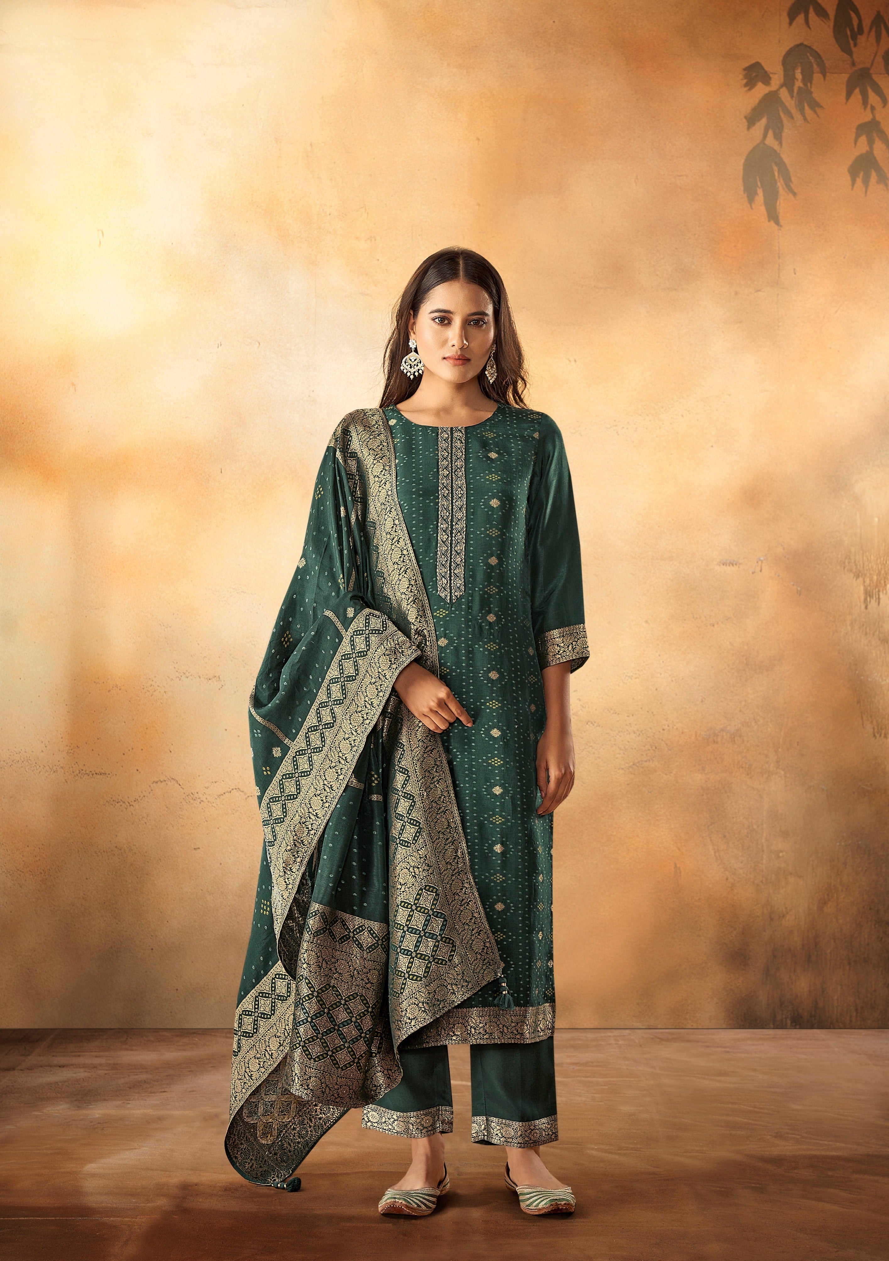 Green Bandhani Woven Oasis Silk Kurta Set-fourbuttons-in