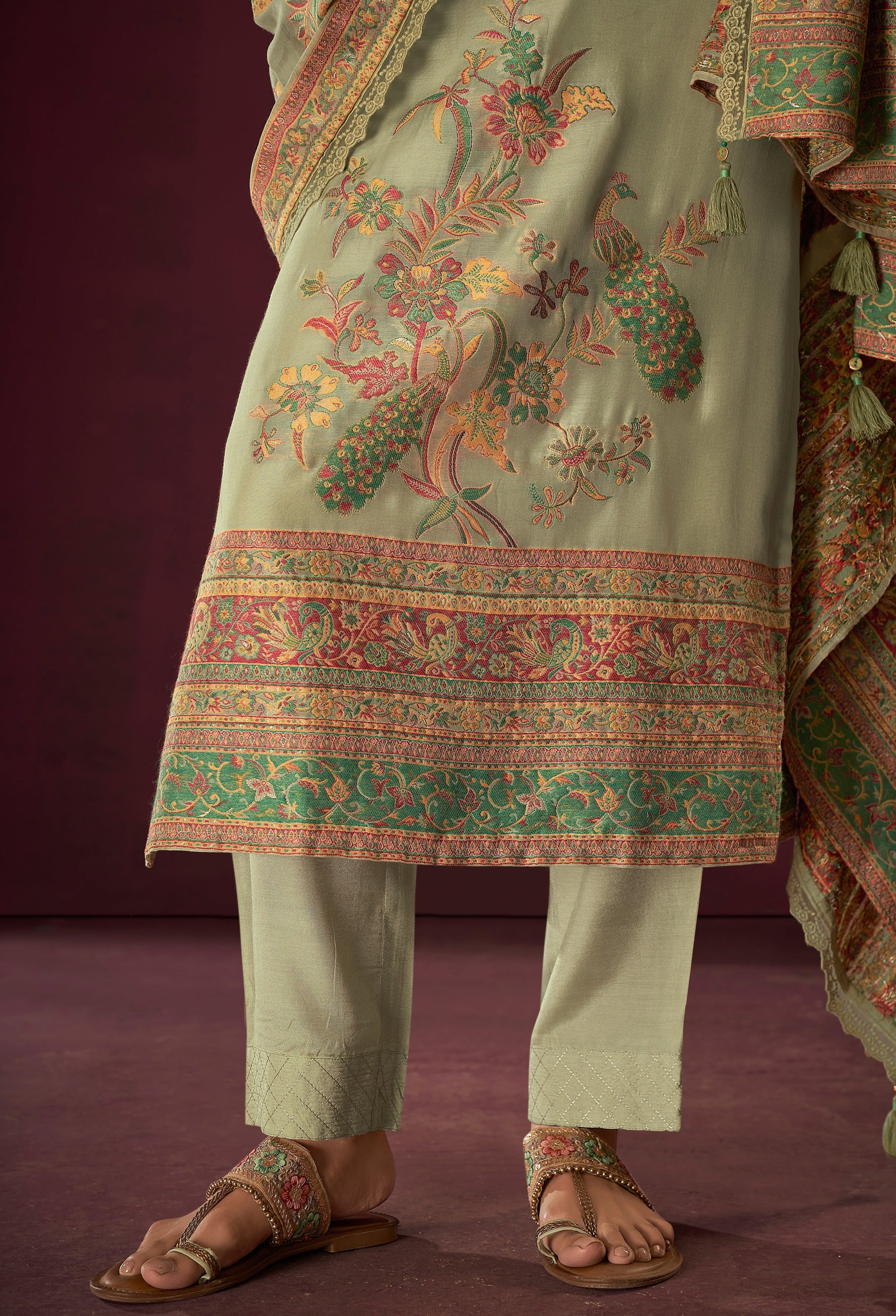 Green Chanderi Silk Kurta Set-fourbuttons-in