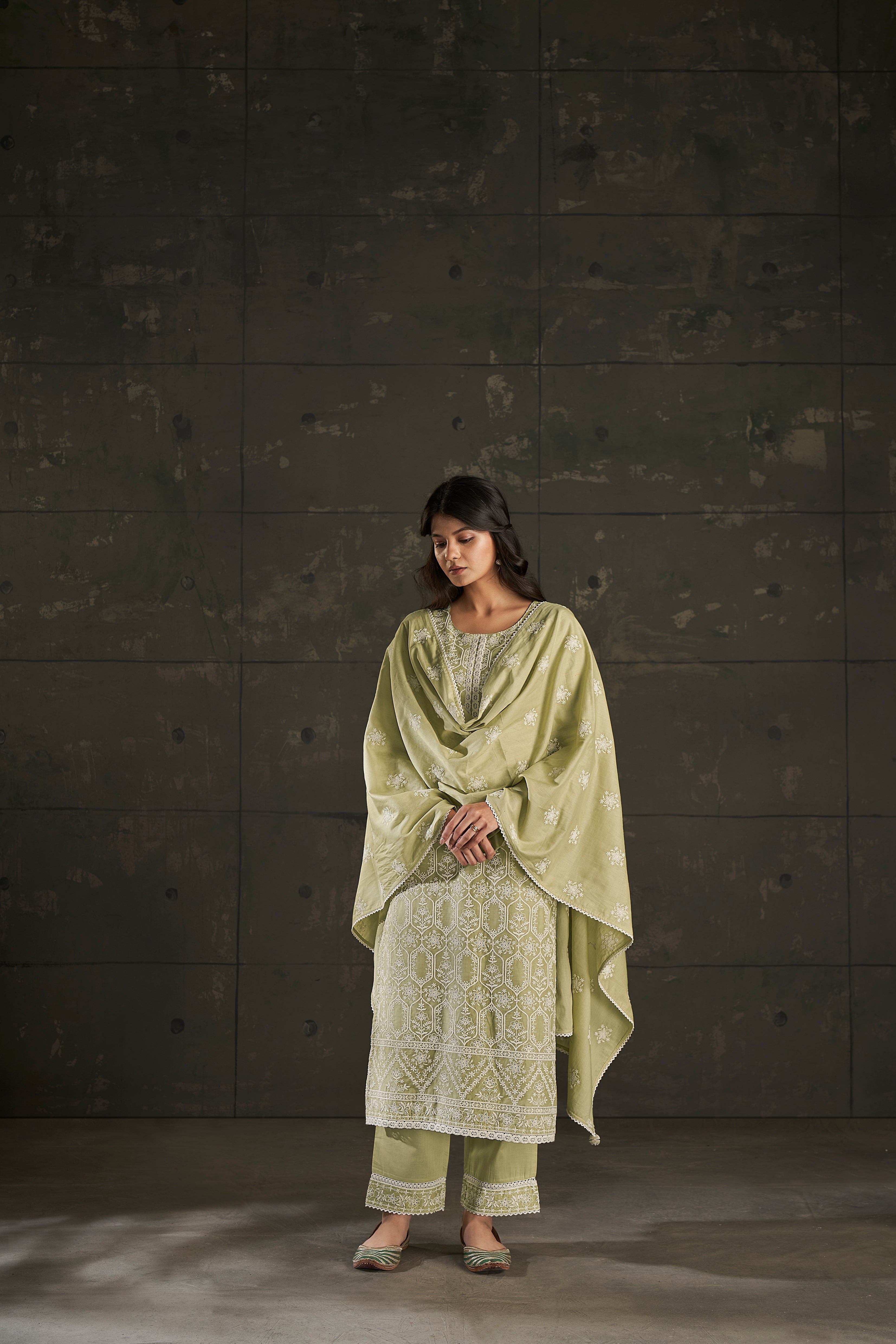 Green Cotton Chikankari Kurta Set-fourbuttons-in