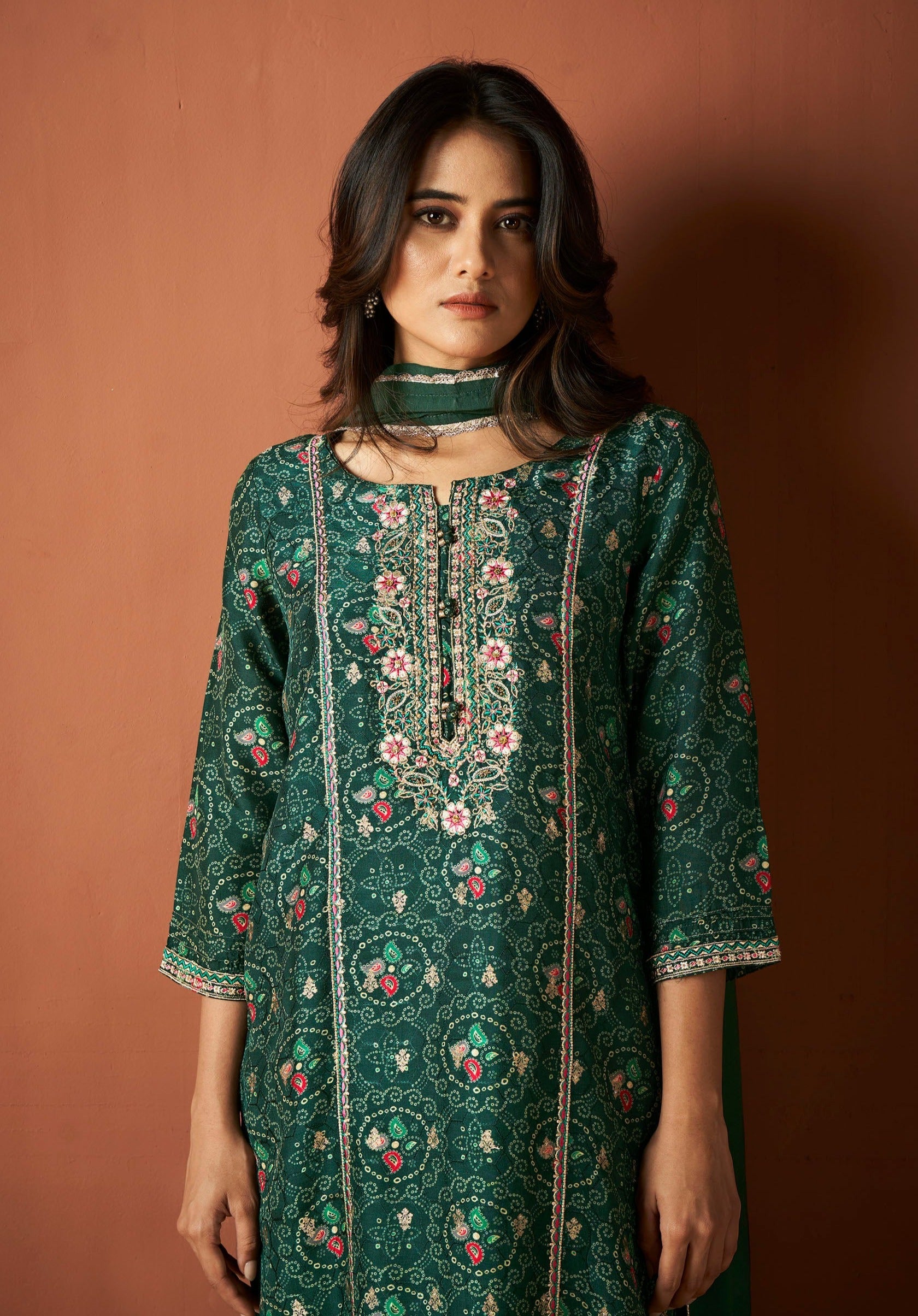 Green Dola Silk Kurta Set-fourbuttons-in