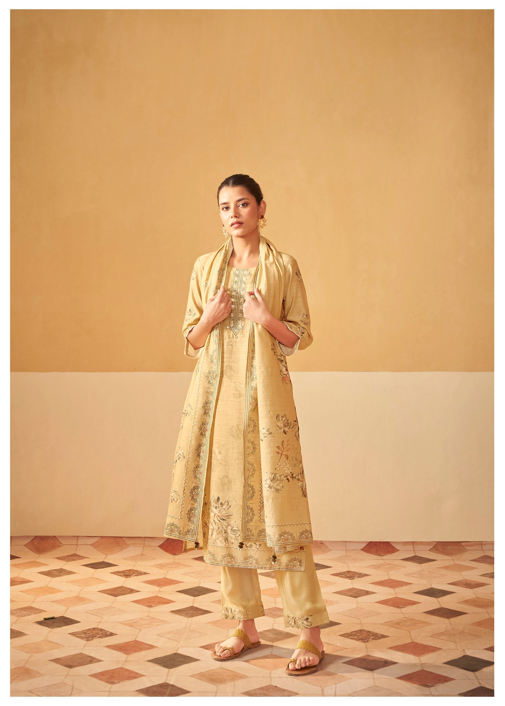 Kesari Embroidered Kurti Ensemble-fourbuttons-in