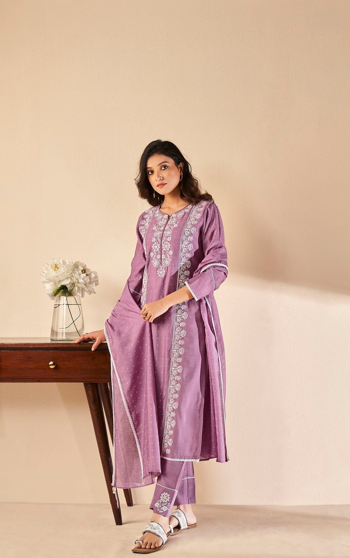 Lilac Whisper Chikankari Kurta Set-fourbuttons-in