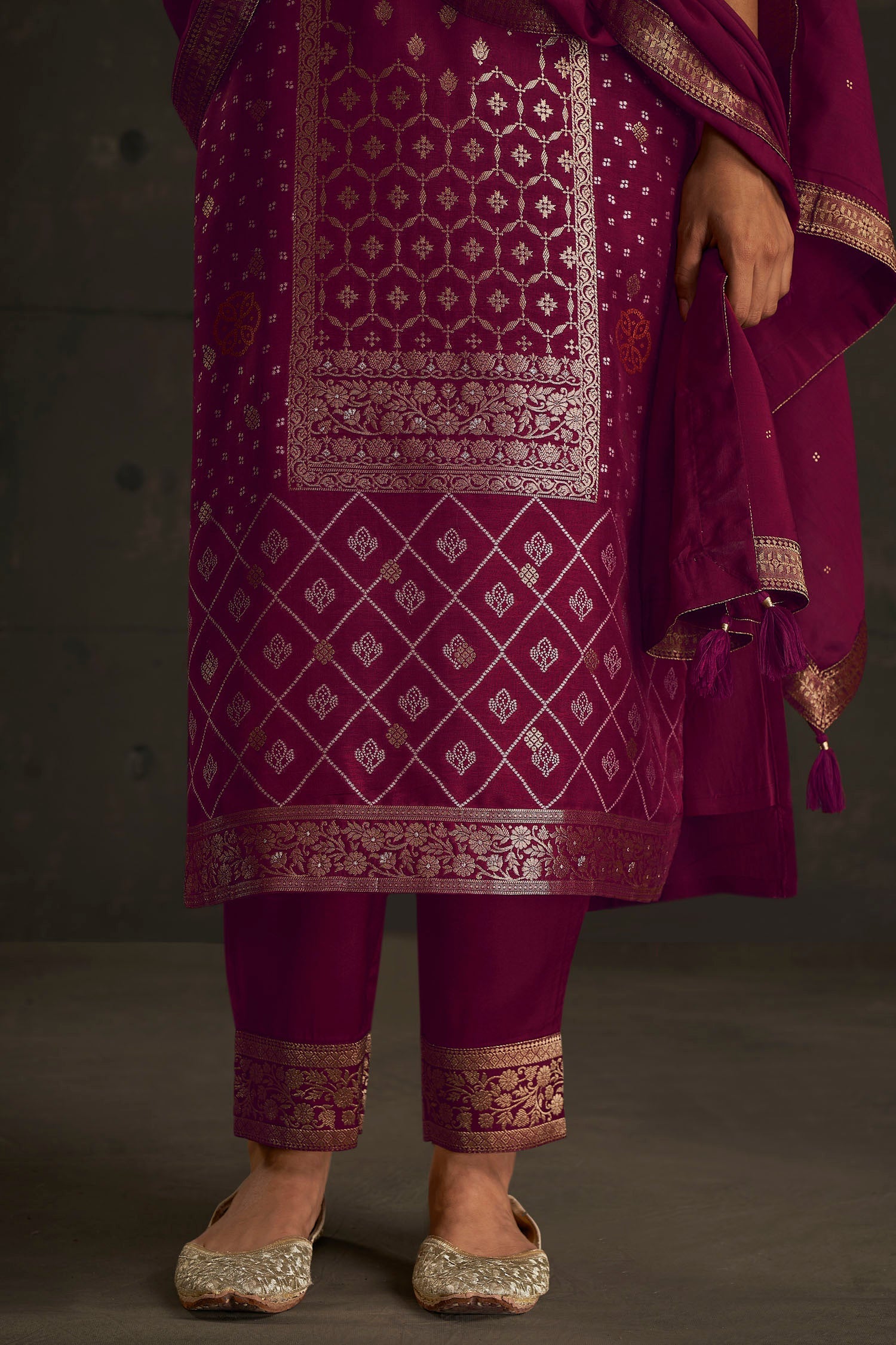 Luxurious Wine Woven Silk Kurta Set-fourbuttons-in