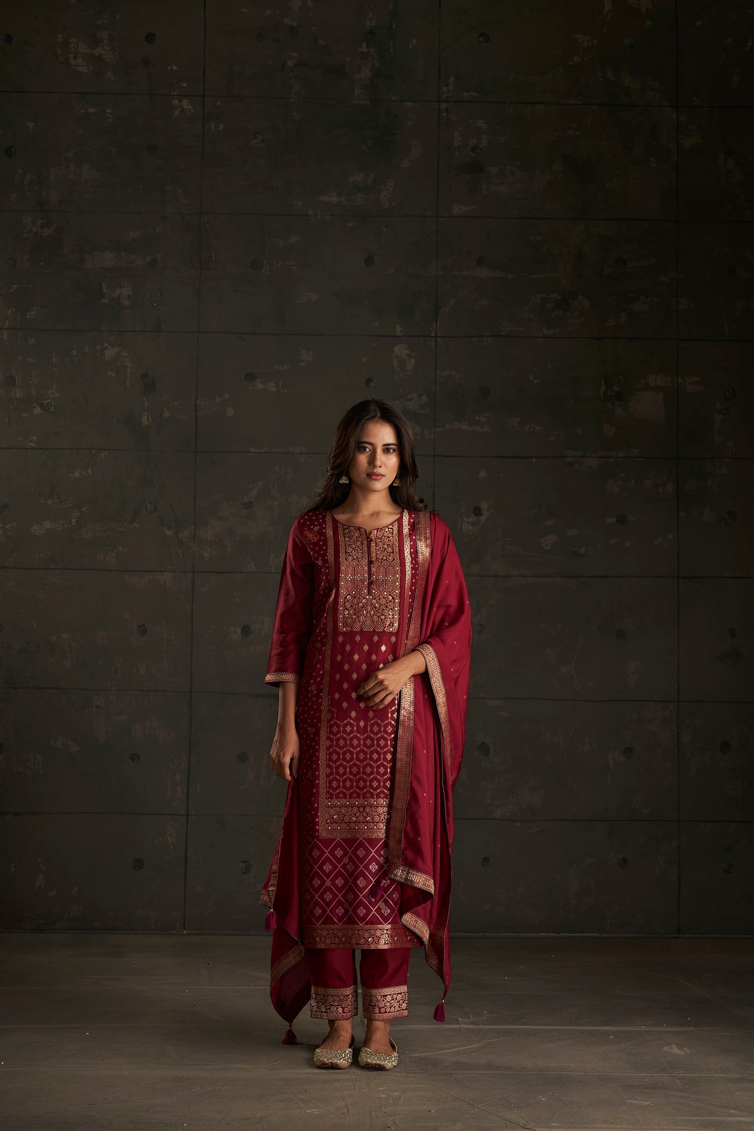 Luxurious Wine Woven Silk Kurta Set-fourbuttons-in