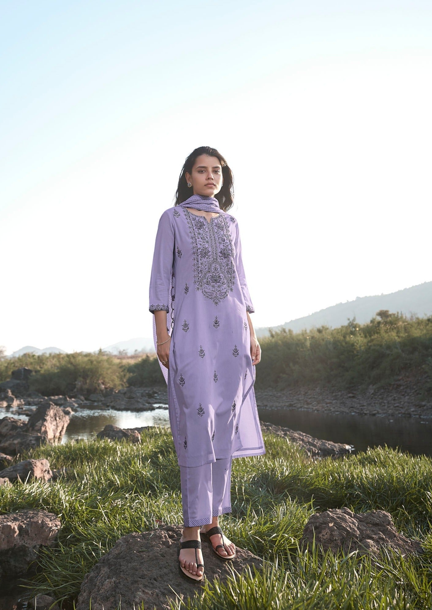 purple-cotton-soft-black-embroidery-kurta-set-for-women