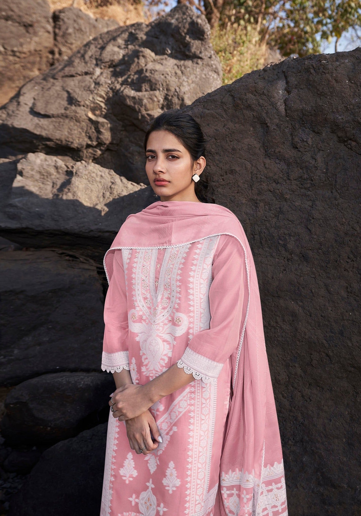 Salmon Stained Woven Kurta Set-fourbuttons-in