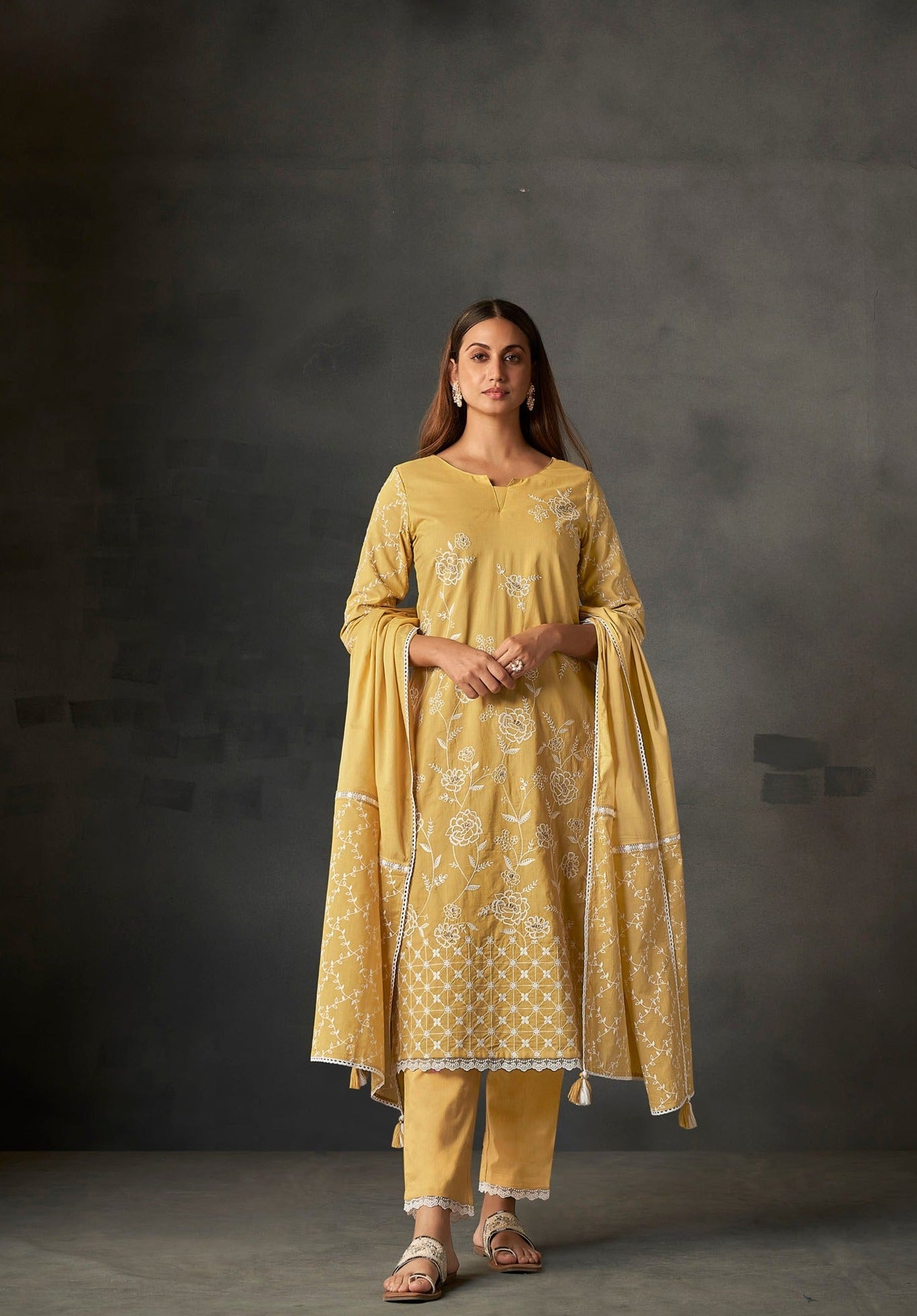 Sunny Delight Cambric Embroidery Kurta Set-fourbuttons-in