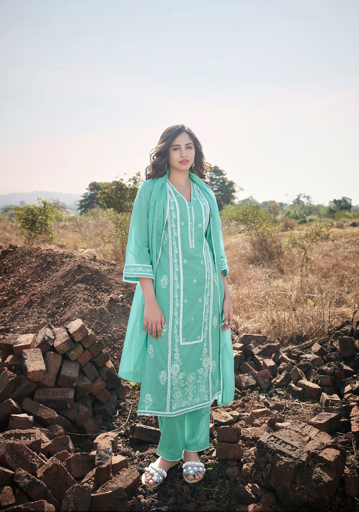 Turquoise Embroidery Elegance Kurta Set-fourbuttons-in