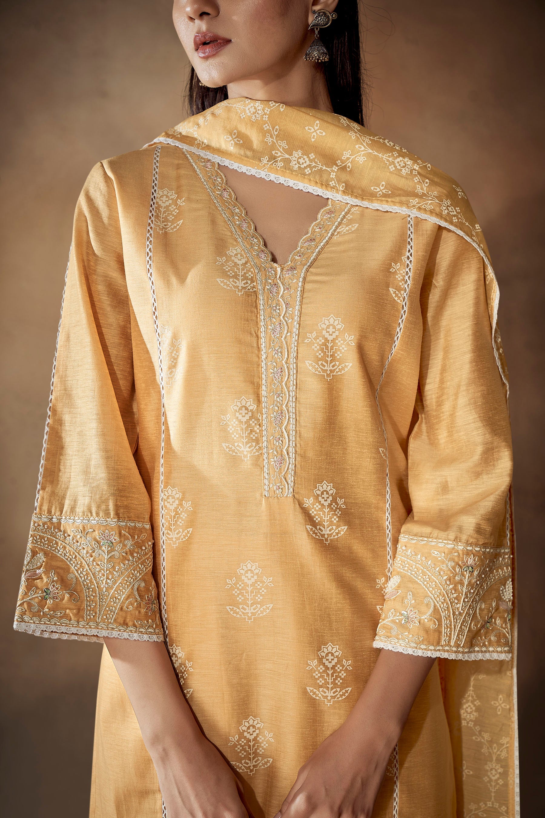 Yellow Ambar Cotton Kurta Set-fourbuttons-in